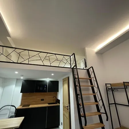 شقة Pasteur, Centre, Calme Et Renove أنتيب